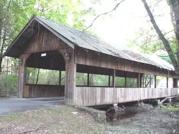 Carriere, MS 39426,0 Cove Lake Road #Lot E