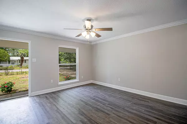 Ocean Springs, MS 39564,4516 Hilltop Drive