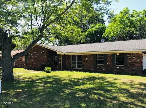 Long Beach, MS 39560,913 Latil Street