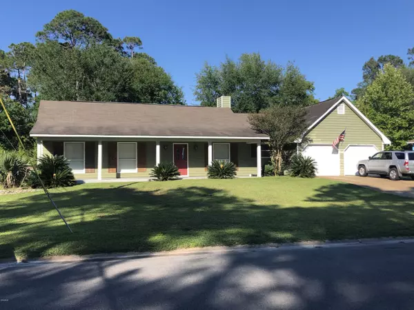 518 Royal Oak Drive, Pass Christian, MS 39571