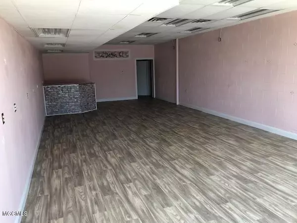 Pascagoula, MS 39567,2807 Market Street