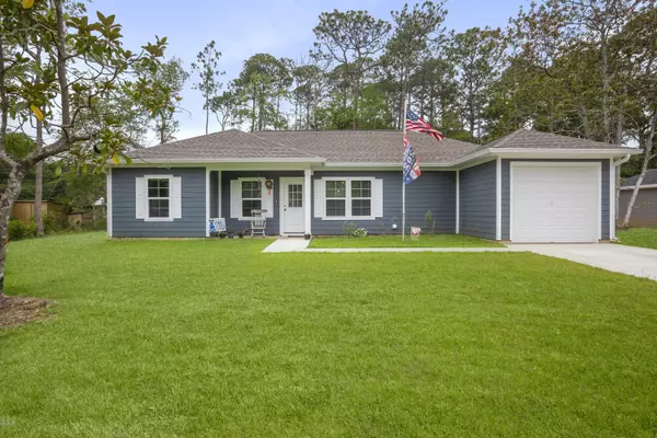 605 Plum Street, Ocean Springs, MS 39564