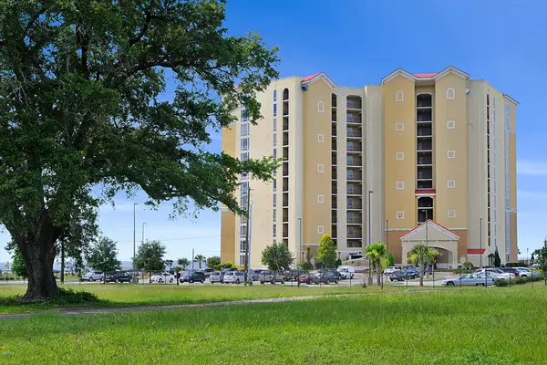Gulfport, MS 39507,1200 Beach Drive #1106