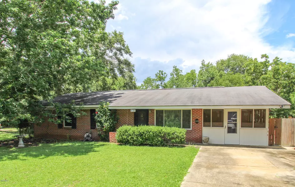 828 25th Street, Gulfport, MS 39501