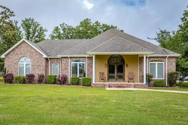 7801 Southern Bay Lane, Vancleave, MS 39565