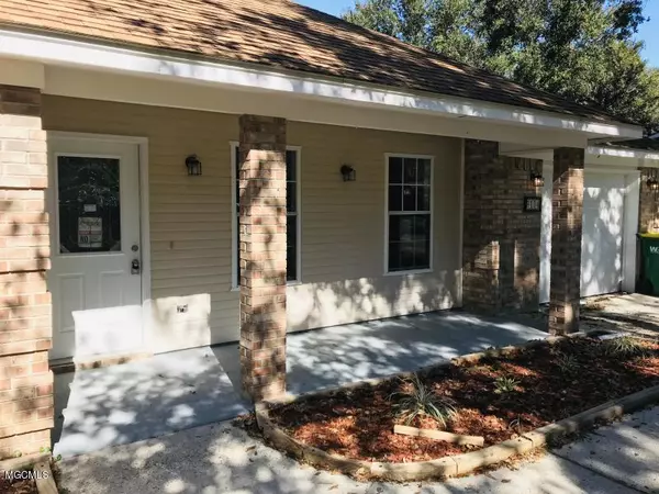 Ocean Springs, MS 39564,9104 Barnacle Boulevard