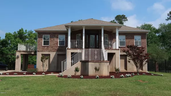 2709 Washington Avenue, Pascagoula, MS 39567