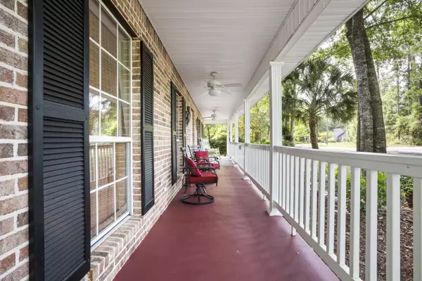 Gautier, MS 39553,2191 Bayou View Circle