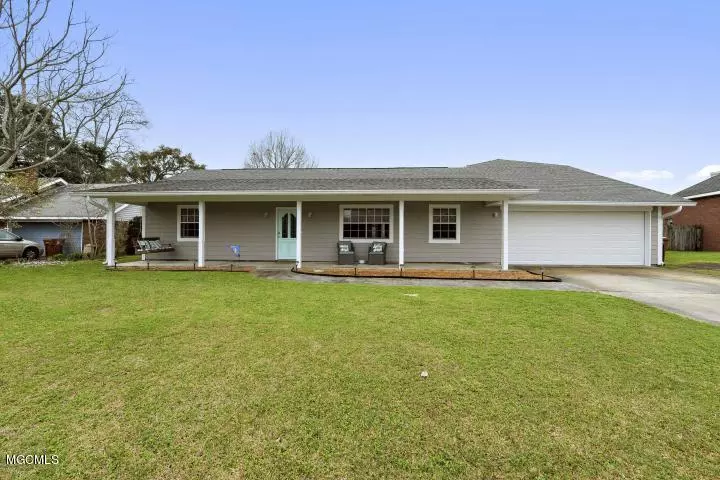 612 Old Savannah Drive, Long Beach, MS 39560