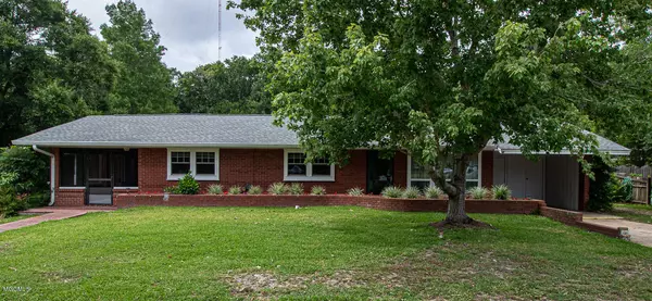 302 Lynwood Circle, Long Beach, MS 39560