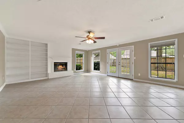 Ocean Springs, MS 39564,1404 Diller Road