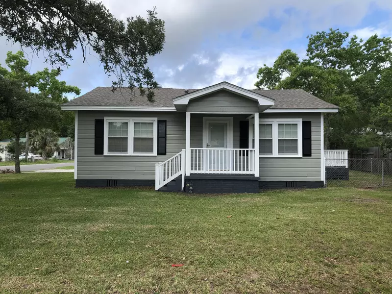 19011 Pineville Road, Long Beach, MS 39560