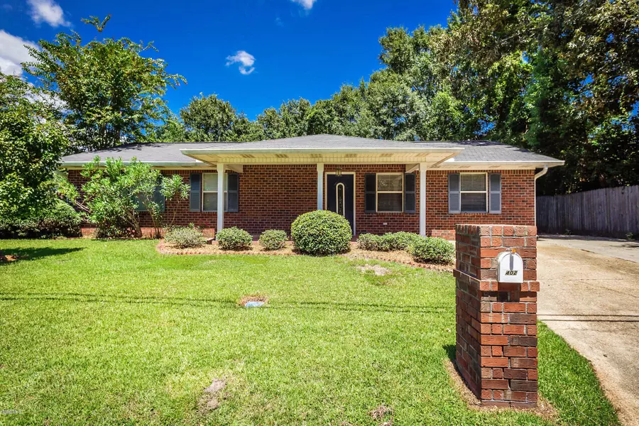 402 Brumbaugh Road, Ocean Springs, MS 39564