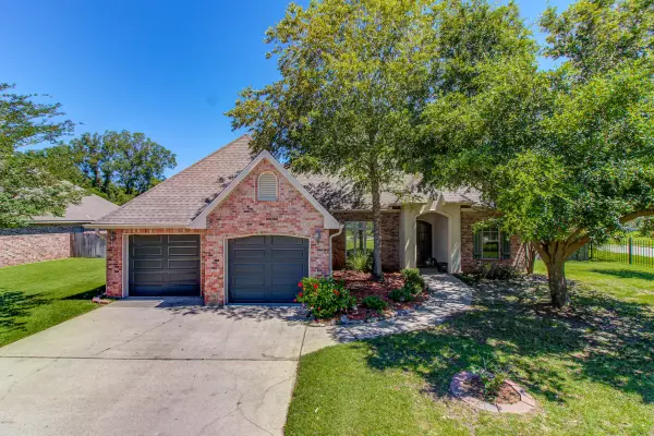 Long Beach, MS 39560,1 Mossy Oaks Lane