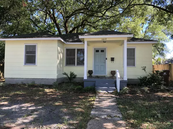 1619 Lewis Avenue, Biloxi, MS 39531