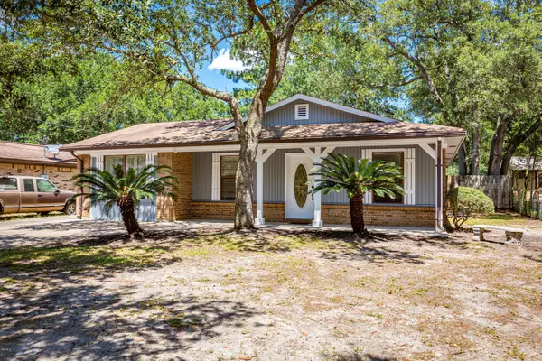 Ocean Springs, MS 39564,1612 S 10th Street