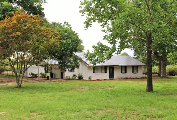 300 E Fire Dept Road, Lucedale, MS 39452