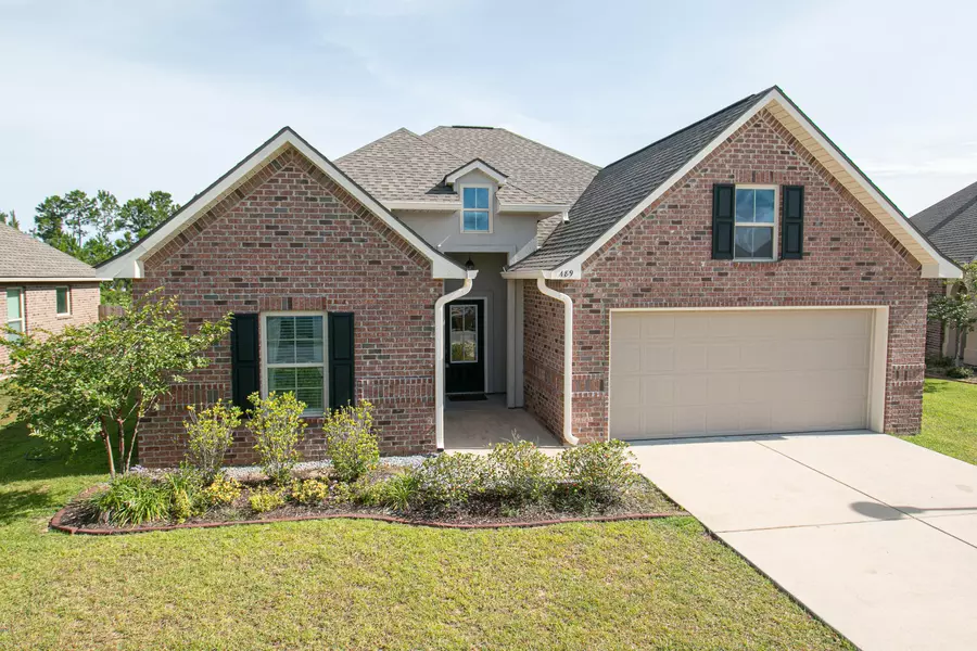 489 Palm Breeze Drive, Ocean Springs, MS 39564