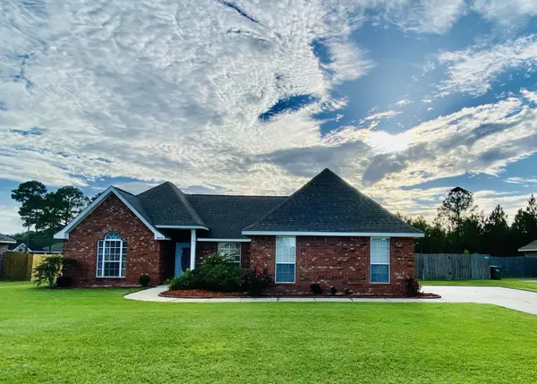 Ocean Springs, MS 39564,3015 Village Circle