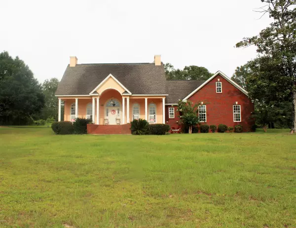 213 Kc Lane, Lucedale, MS 39452