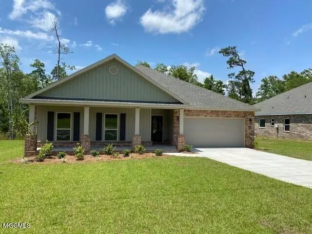 11209 Shorecrest Road, Biloxi, MS 39532