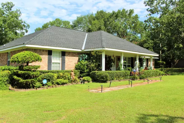 Lucedale, MS 39452,1131 Inland Beach Road