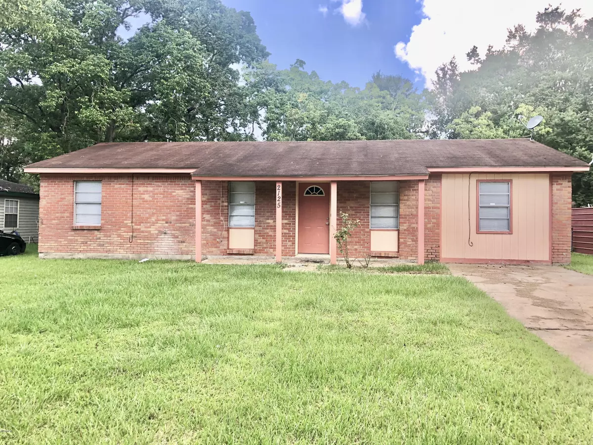 Gautier, MS 39553,2125 Shadowwood Circle