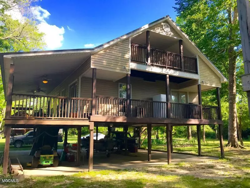 2807 Benjo Road, Mclain, MS 39456