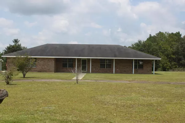 16493 Three Rivers Road, Biloxi, MS 39532