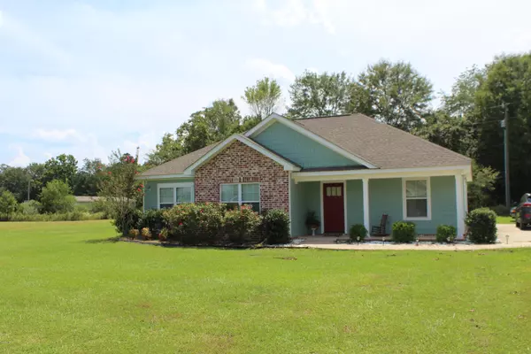 103 Meadow Lark Lane, Lucedale, MS 39452