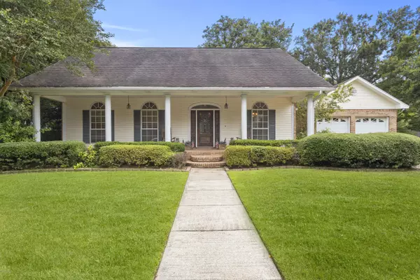 Long Beach, MS 39560,5016 Live Oak Drive