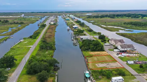 Bay Saint Louis, MS 39520,5248 Lambert Lane