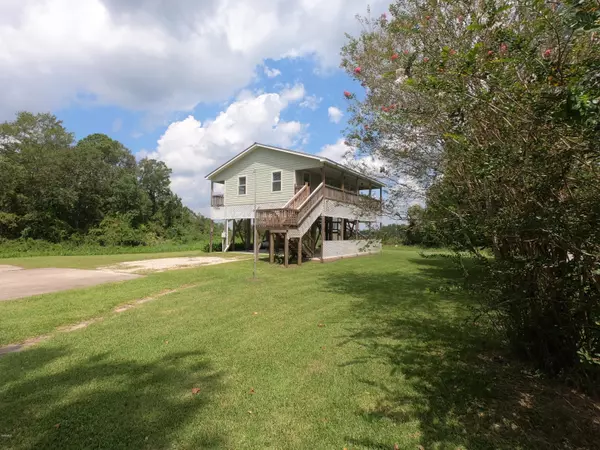 Ocean Springs, MS 39564,1405 Loraine Street