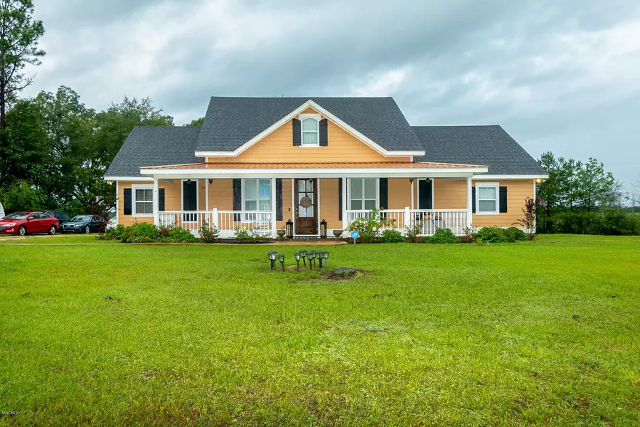 236 Bilbo Holston Road, Poplarville, MS 39470