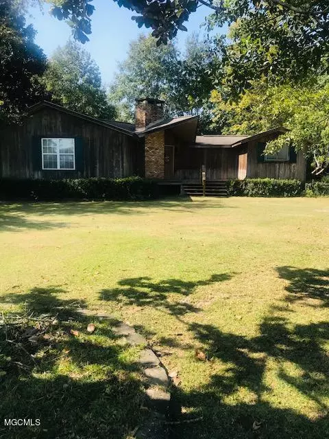 Carriere, MS 39426,208 Ridgeview Drive