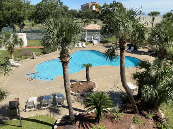 Biloxi, MS 39531,2046 Beach Boulevard #310