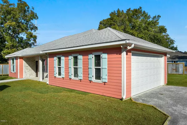 Bay Saint Louis, MS 39520,1135 Old Spanish Trail