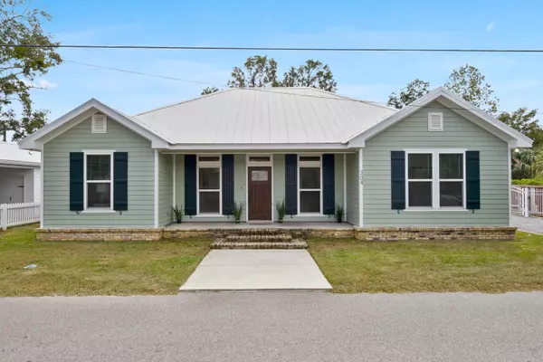 304 Easterbrook Street, Bay Saint Louis, MS 39520