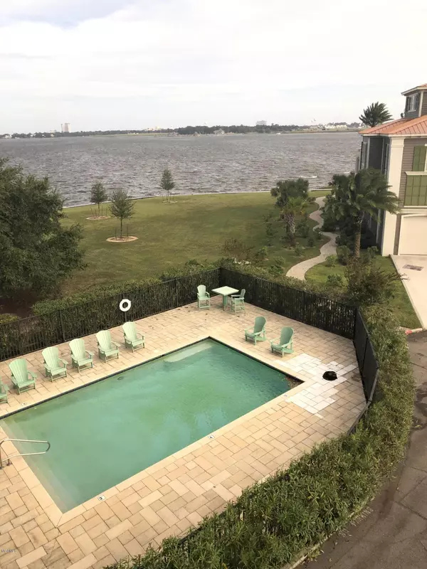 Biloxi, MS 39532,630 Bay Cove Drive #405