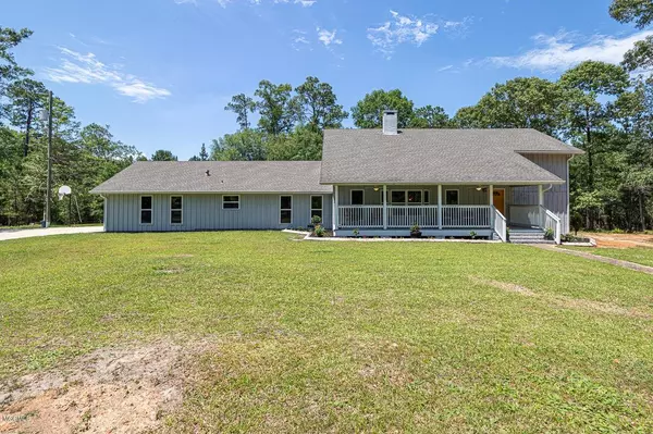 14200 Whippoorwill Road, Gulfport, MS 39503