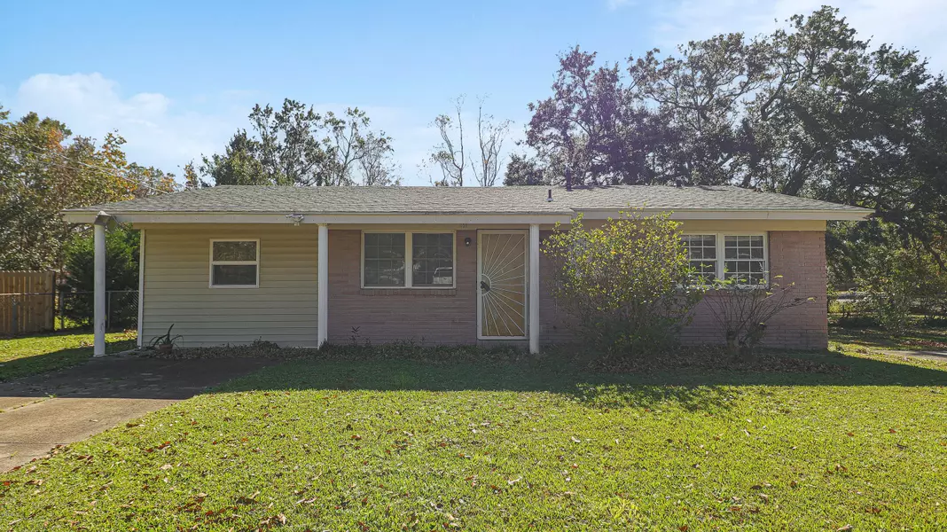 101 Anne Street, Long Beach, MS 39560