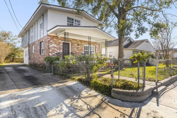 Biloxi, MS 39530,242 Bohn Street