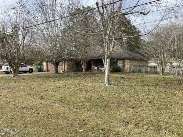 1700 Fairway Drive, Gautier, MS 39553