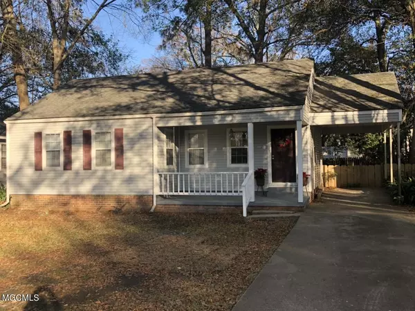 214 S 16th Avenue, Hattiesburg, MS 39401