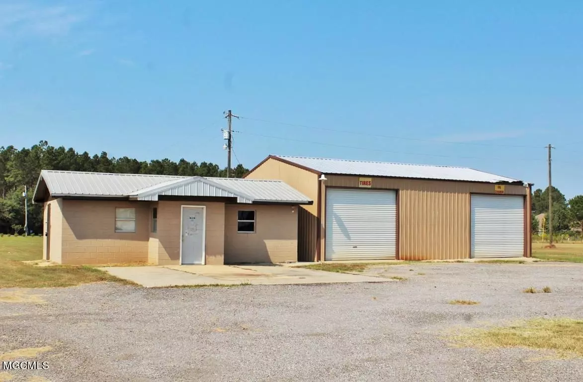 Lucedale, MS 39452,6207 Hwy 613