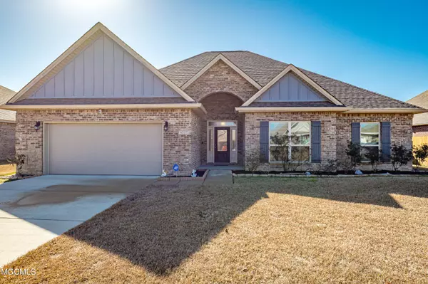 Ocean Springs, MS 39564,6557 Sugarcane Circle