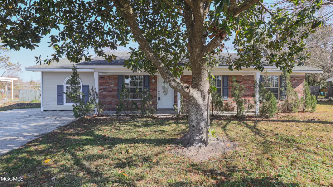 114 Quarles Street, Long Beach, MS 39560