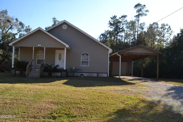 16019 W Miami Drive, Pearlington, MS 39572