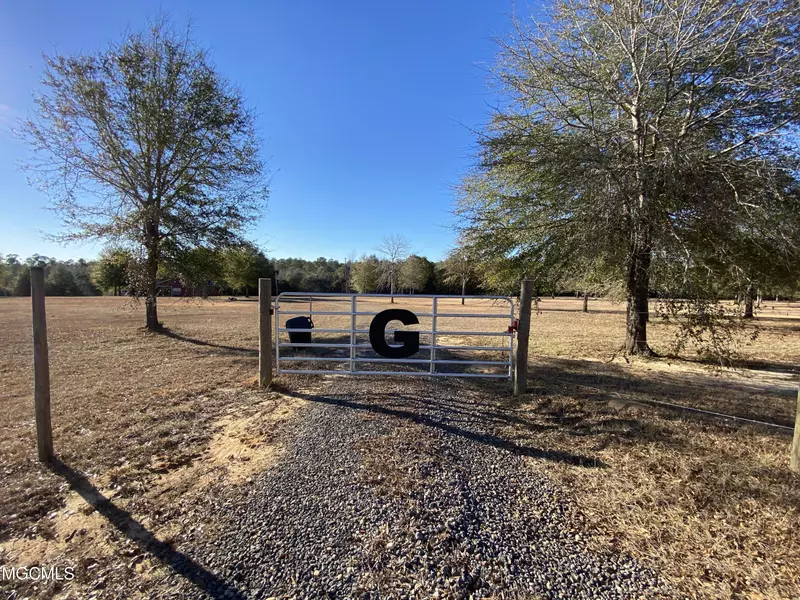 2493 High School Road, Leakesville, MS 39451