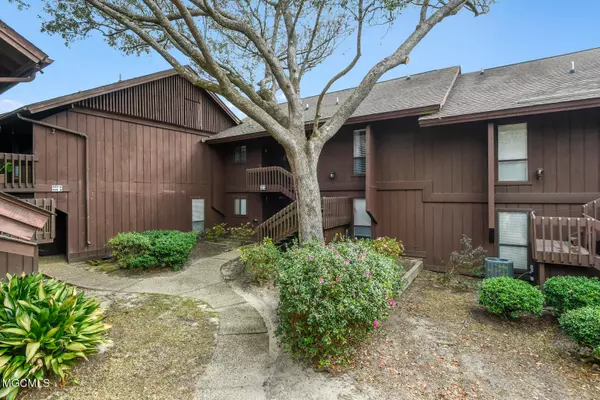 228 Molokai #G, Diamondhead, MS 39525